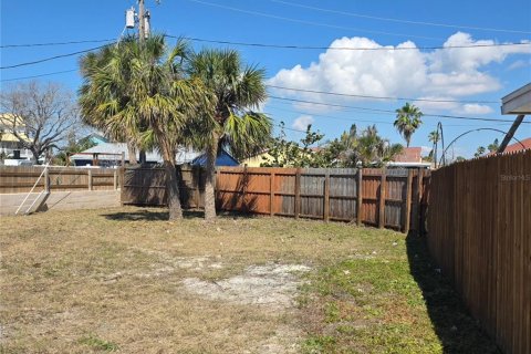 Land in Madeira Beach, Florida № 1617829 - photo 4