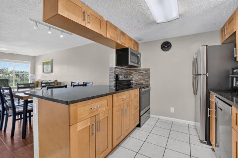Condo in Boca Raton, Florida, 2 bedrooms  № 2429940 - photo 4
