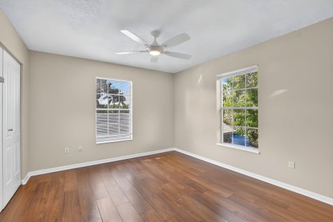Condo in Boca Raton, Florida, 2 bedrooms  № 2429940 - photo 13