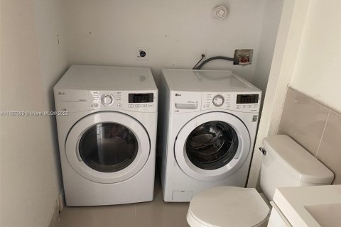 Condo in Boynton Beach, Florida, 2 bedrooms  № 1933722 - photo 11
