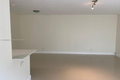 Condo in Boynton Beach, Florida, 2 bedrooms  № 1933722 - photo 2