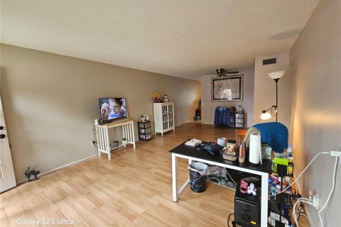 Copropriété à vendre à Clearwater, Floride: 2 chambres, 102.19 m2 № 1819225 - photo 23