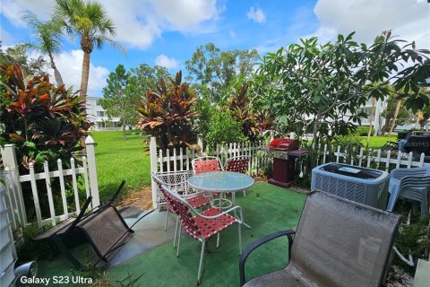 Copropriété à vendre à Clearwater, Floride: 2 chambres, 102.19 m2 № 1819225 - photo 24