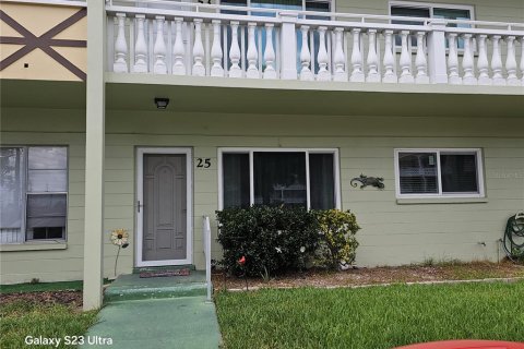 Copropriété à vendre à Clearwater, Floride: 2 chambres, 102.19 m2 № 1819225 - photo 3
