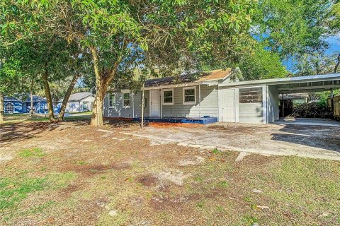 House in Tampa, Florida 4 bedrooms, 128.95 sq.m. № 1813402 - photo 18