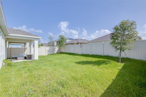 House in Haines City, Florida 4 bedrooms, 171.68 sq.m. № 1687974 - photo 20