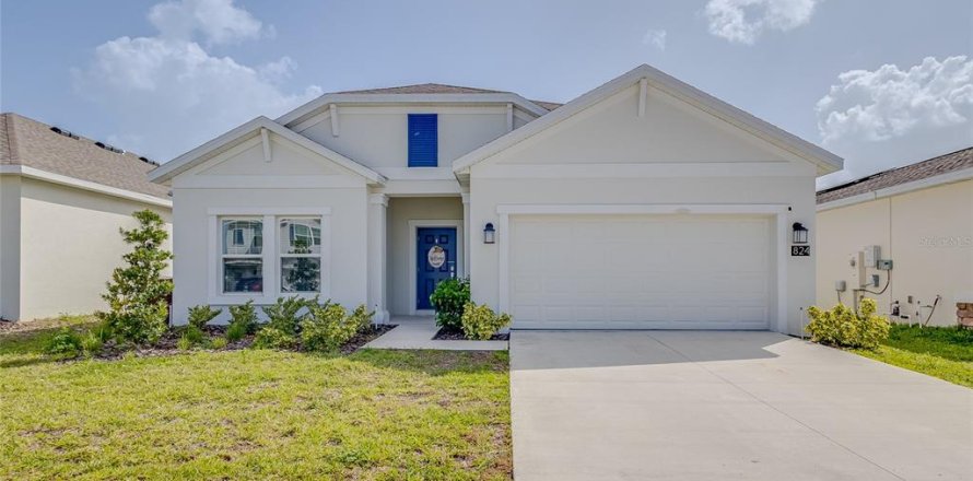 House in Haines City, Florida 4 bedrooms, 171.68 sq.m. № 1687974