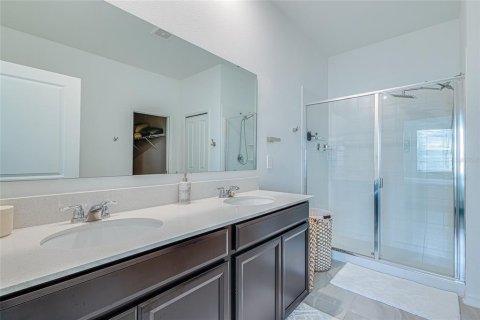 House in Haines City, Florida 4 bedrooms, 171.68 sq.m. № 1687974 - photo 9