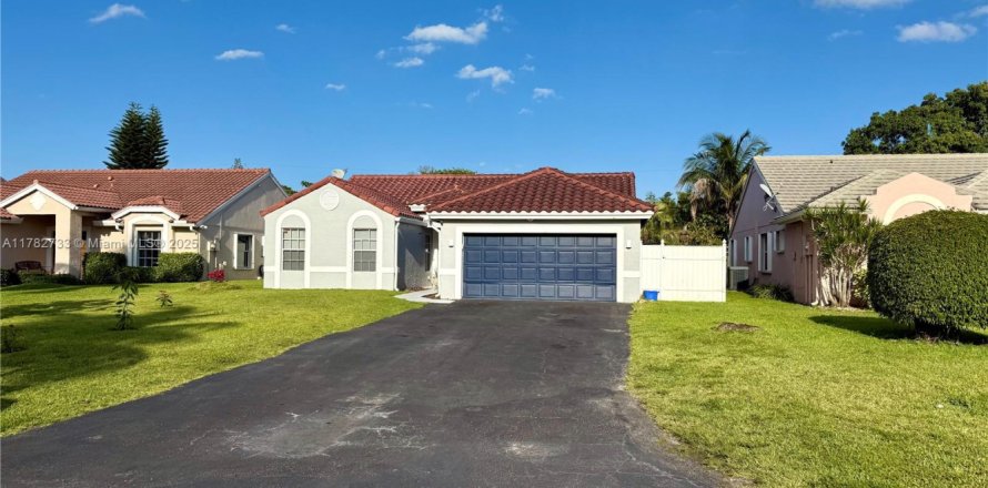 Casa en Haverhill, Florida 3 dormitorios, 156.91 m2 № 1705685