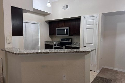 Adosado en alquiler en Tampa, Florida, 3 dormitorios, 146.6 m2 № 1820792 - foto 8
