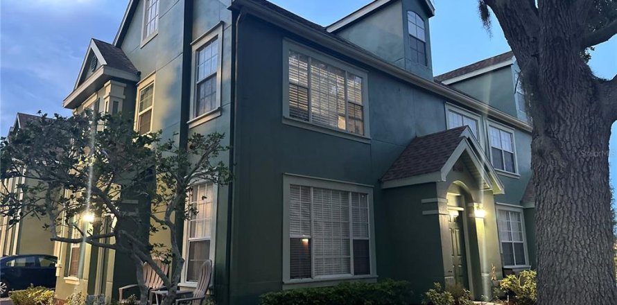Touwnhouse à Tampa, Floride 3 chambres, 146.6 m2 № 1820792