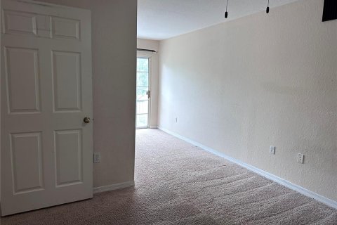 Adosado en alquiler en Tampa, Florida, 3 dormitorios, 146.6 m2 № 1820792 - foto 14
