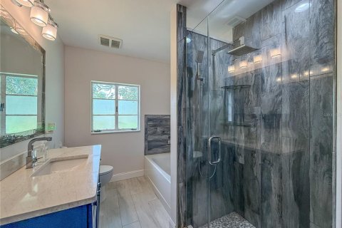Villa ou maison à vendre à Sarasota, Floride: 2 chambres, 130.34 m2 № 2097846 - photo 16