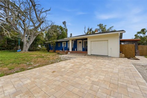 Villa ou maison à vendre à Sarasota, Floride: 2 chambres, 130.34 m2 № 2097846 - photo 3