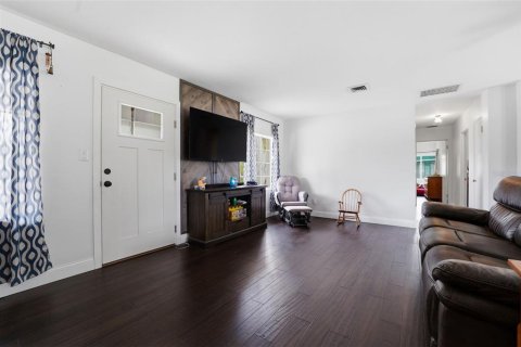 Villa ou maison à vendre à Sarasota, Floride: 2 chambres, 130.34 m2 № 2097846 - photo 22