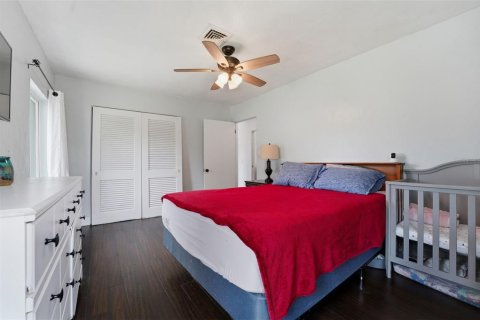 Villa ou maison à vendre à Sarasota, Floride: 2 chambres, 130.34 m2 № 2097846 - photo 29