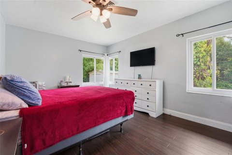 Villa ou maison à vendre à Sarasota, Floride: 2 chambres, 130.34 m2 № 2097846 - photo 28