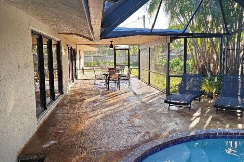Casa en venta en Lake Worth, Florida, 4 dormitorios, 232.26 m2 № 2084481 - foto 21
