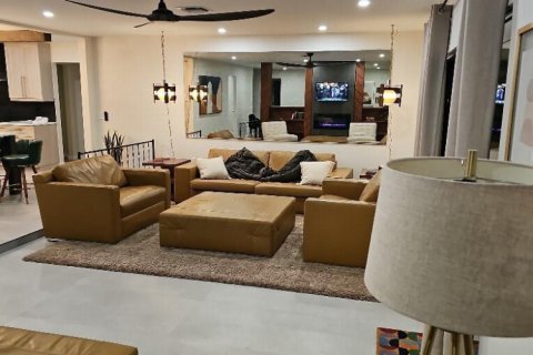Casa en venta en Lake Worth, Florida, 4 dormitorios, 232.26 m2 № 2084481 - foto 3