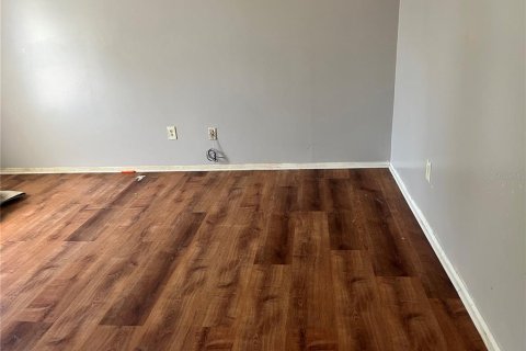 Casa en venta en Orlando, Florida, 3 dormitorios, 127.28 m2 № 1885240 - foto 13