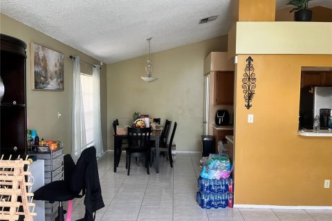 Casa en venta en Orlando, Florida, 3 dormitorios, 127.28 m2 № 1885240 - foto 6