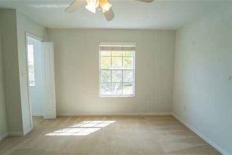 House in Orlando, Florida 4 bedrooms, 198.81 sq.m. № 2212160 - photo 18