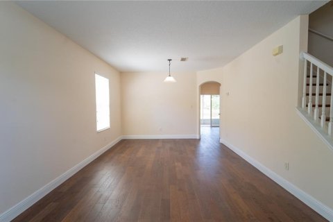 House in Orlando, Florida 4 bedrooms, 198.81 sq.m. № 2212160 - photo 13