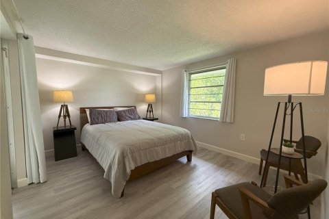 House in Sarasota, Florida 2 bedrooms, 105.44 sq.m. № 1888647 - photo 6