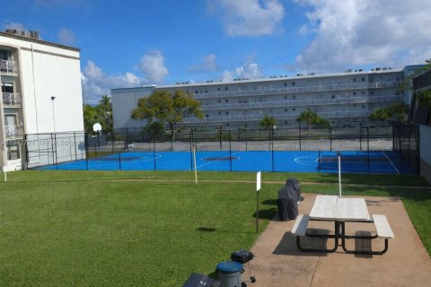 Copropriété à louer à Dania Beach, Floride: 1 chambre, 71.35 m2 № 1999215 - photo 14