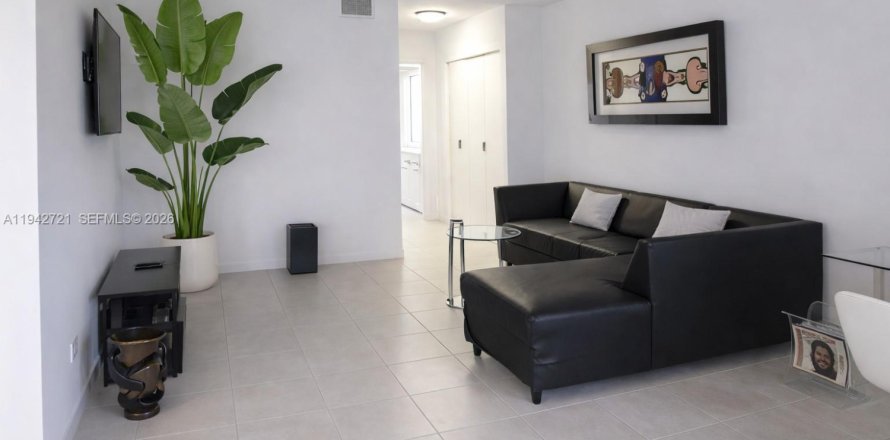 Condo à Dania Beach, Floride, 1 chambre  № 1999215