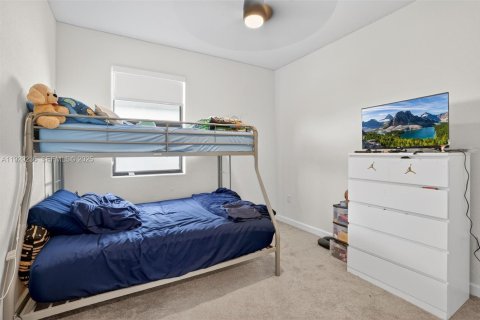 Casa en venta en Homestead, Florida, 4 dormitorios, 241.36 m2 № 1988748 - foto 22