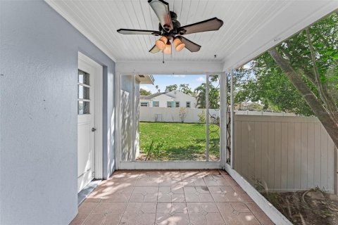 Casa en venta en Clearwater, Florida, 4 dormitorios, 183.95 m2 № 1550831 - foto 24