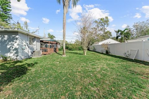 Casa en venta en Clearwater, Florida, 4 dormitorios, 183.95 m2 № 1550831 - foto 15