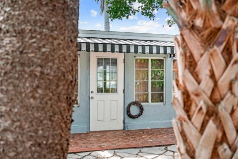 Casa en venta en Clearwater, Florida, 4 dormitorios, 183.95 m2 № 1550831 - foto 8