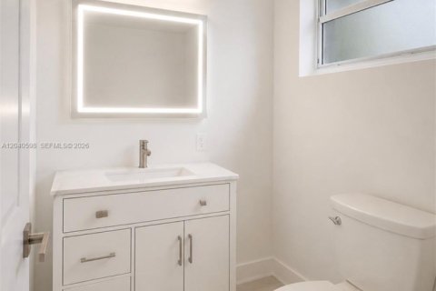 Condominio en alquiler en Hallandale Beach, Florida, 1 dormitorio, 75.9 m2 № 2087296 - foto 7