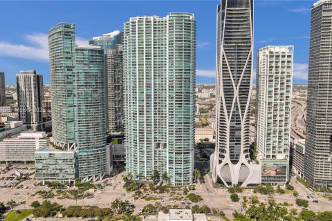 Condominio en venta en Miami, Florida, 1 dormitorio, 87.14 m2 № 2029930 - foto 2