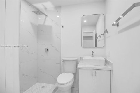 Casa en venta en Miami, Florida, 3 dormitorios, 103.12 m2 № 1977164 - foto 17