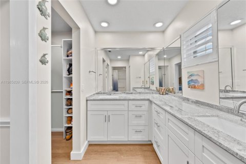 Casa en venta en Miami, Florida, 3 dormitorios, 141.4 m2 № 2028196 - foto 21