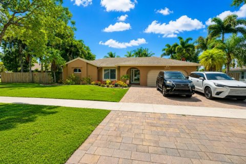 Villa ou maison à Cooper City, Floride 3 chambres, 182.55 m2 № 2169149