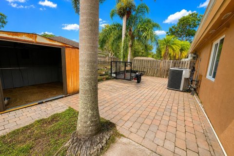 Villa ou maison à louer à Cooper City, Floride: 3 chambres, 182.55 m2 № 2169149 - photo 5