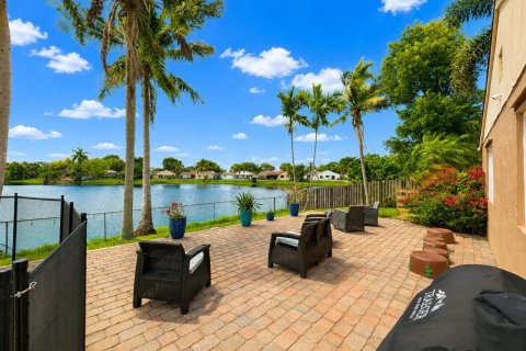 Villa ou maison à louer à Cooper City, Floride: 3 chambres, 182.55 m2 № 2169149 - photo 6