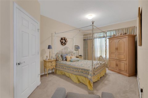 Condo in Orlando, Florida, 3 bedrooms  № 1837941 - photo 10