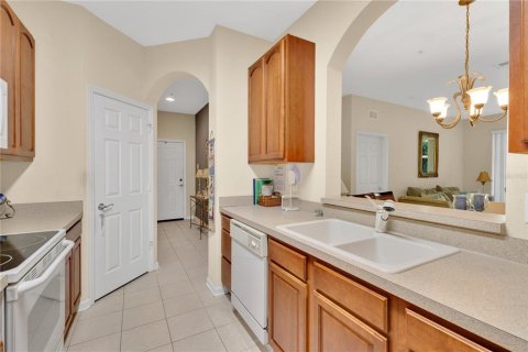 Condo in Orlando, Florida, 3 bedrooms  № 1837941 - photo 8