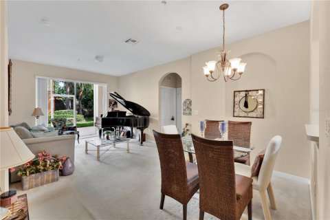 Condo in Orlando, Florida, 3 bedrooms  № 1837941 - photo 6