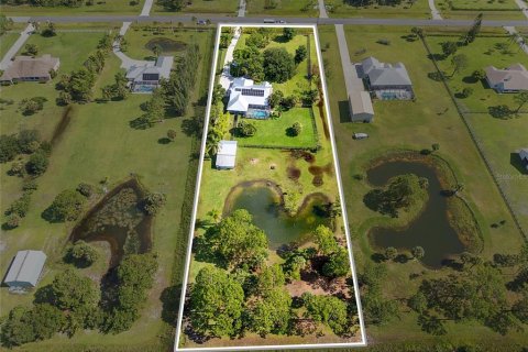 House in Palm Bay, Florida 4 bedrooms, 245.63 sq.m. № 1849819 - photo 7