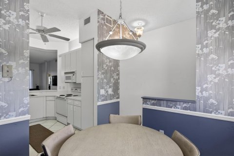 Купить кондоминиум в Тамарак, Флорида 1 комната, 112.88м2, № 2188003 - фото 8