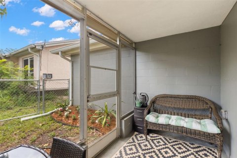 House in Hudson, Florida 2 bedrooms, 110.37 sq.m. № 1816208 - photo 21