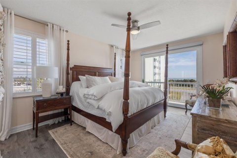 Condo in Dunedin, Florida, 3 bedrooms  № 1601879 - photo 20