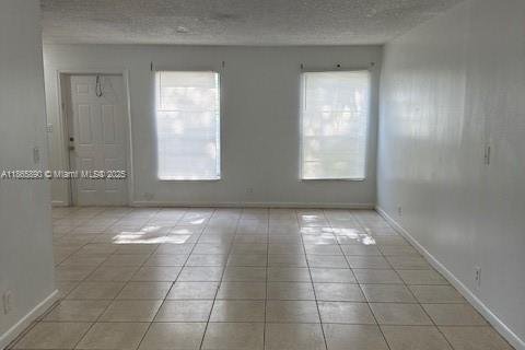 Condominio en alquiler en Coral Springs, Florida, 3 dormitorios, 138.61 m2 № 1897114 - foto 9