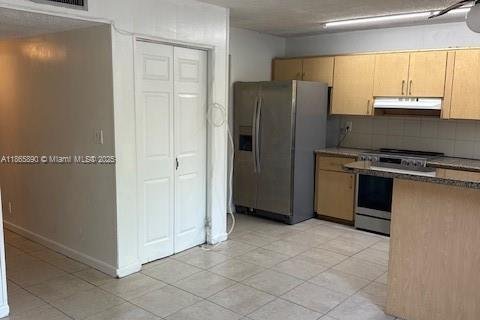 Condominio en alquiler en Coral Springs, Florida, 3 dormitorios, 138.61 m2 № 1897114 - foto 13